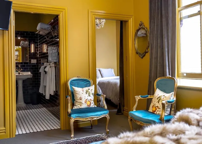 The Royal Hotel Featherston - Boutique Hotel