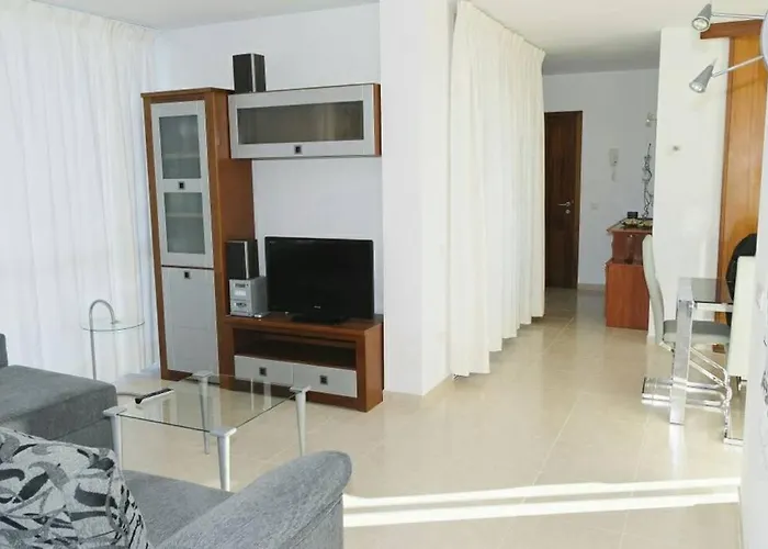 Apto. Cerca Playa- Wifi&A.C.