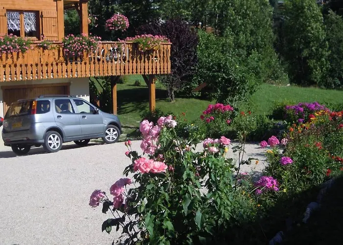 A4 Km De Megeve Tres Joli Studio Avec Jacuzzi ,Vue Sur Les Montagnes Au Calme