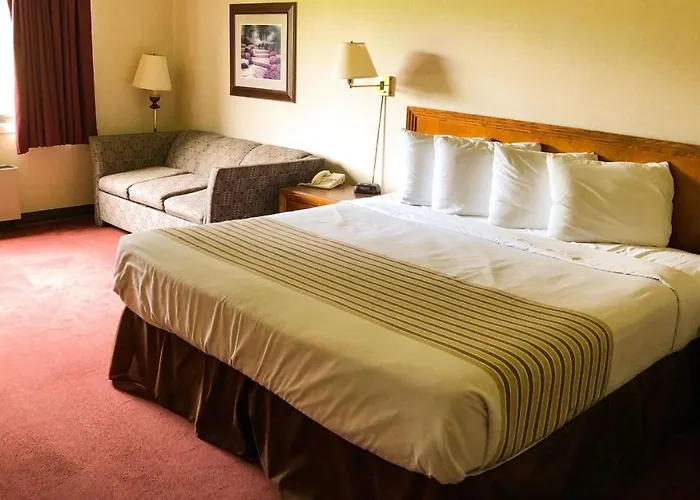 Magnuson Hotel Dixon