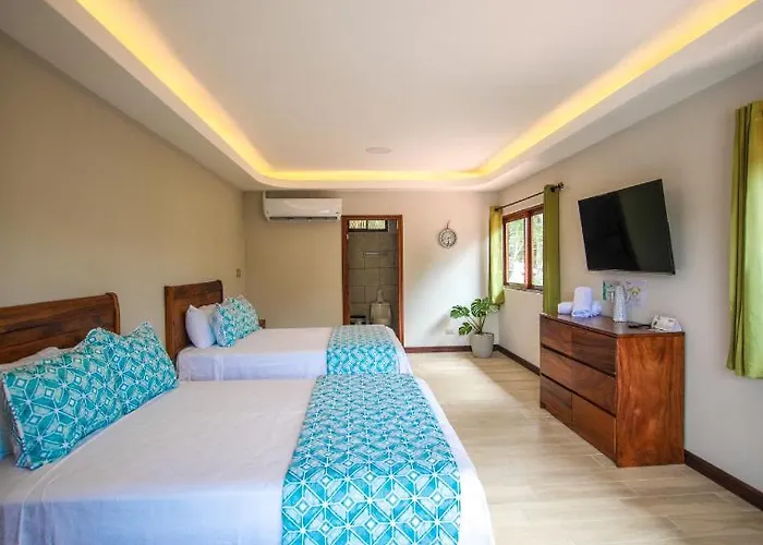 Hotel Amira