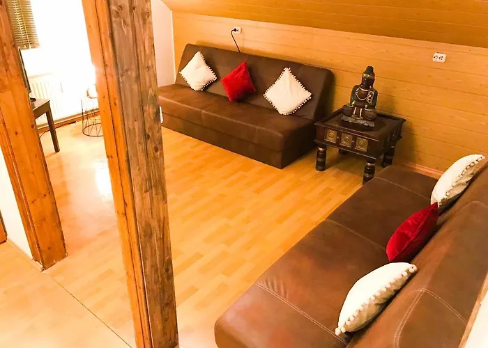 Casa20200 2 x Apartments je 150qm für Business, Familien, Gruppen, Handwerker 15min von BERLIN, Erdbeerhof, Outlet B5, 5min vom See Falkensee !! 2 Apartment each 150qm for BUSINESS , FAMILIES 15min from BERLIN!!