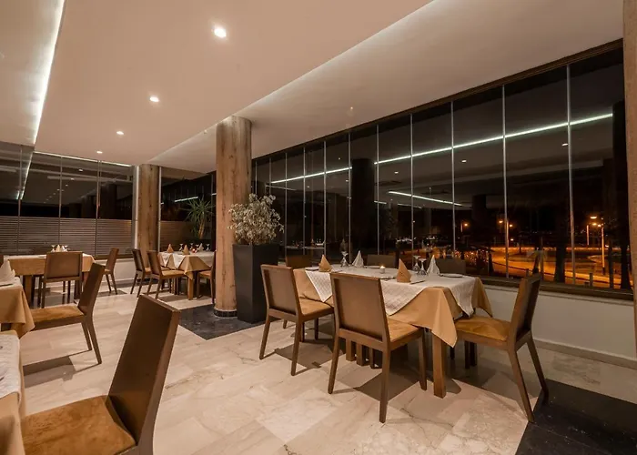 Hotel Omeya