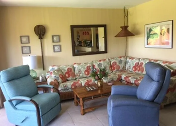 9B Ekahi Village-Studio Bath, Garden View - 1 Minute Stroll To Beach!