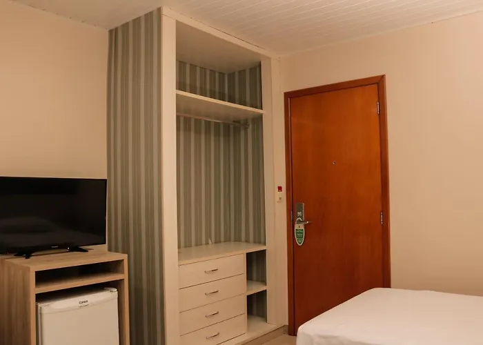 Atalanta Hotel