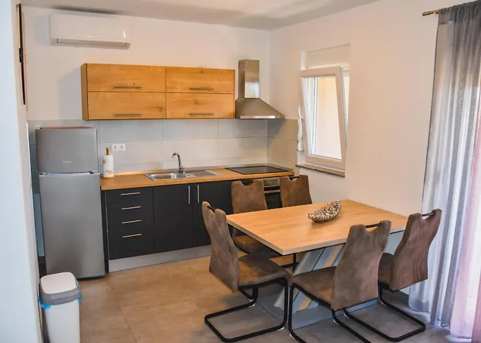 Apartments Mirela