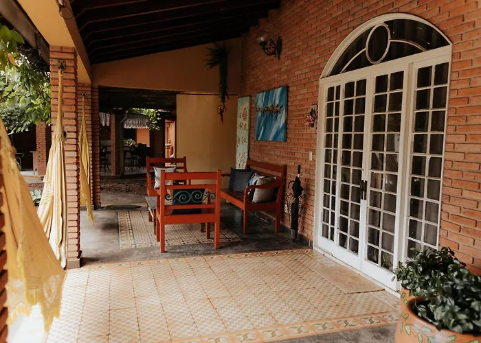 Hotel Pousada Chalé das Flores