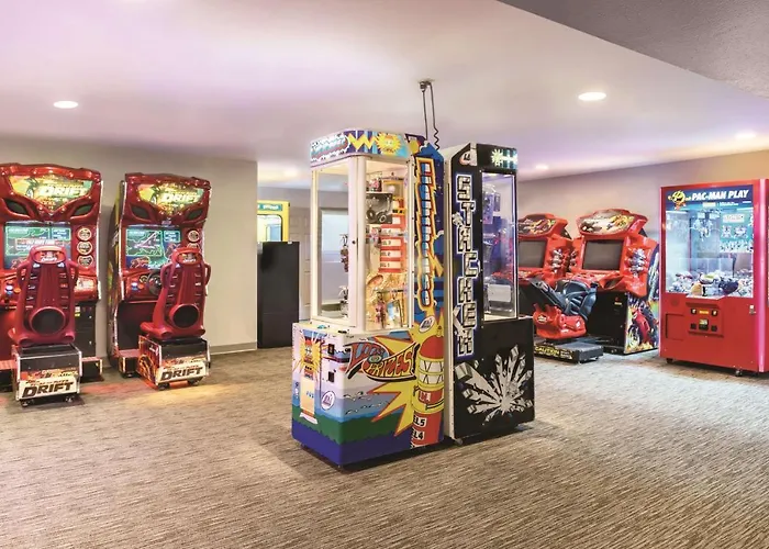 Country Inn & Suites By Radisson, Galena, Il