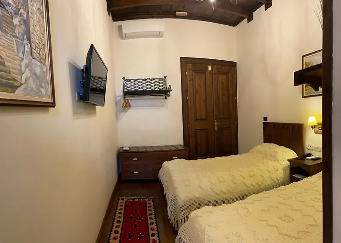 Hotel Mangalemi