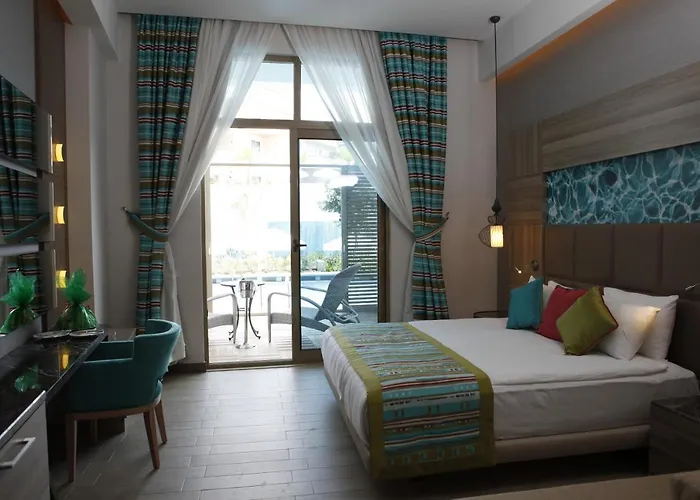 Long Beach Harmony Hotel