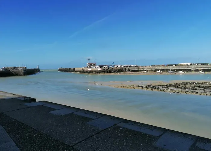 O Bord De L' Eau