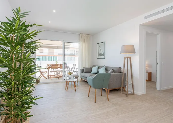 M A R I V E N T Suite With Terrace Private
