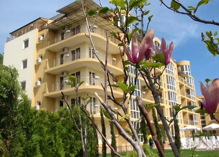 Joya Park Apartments