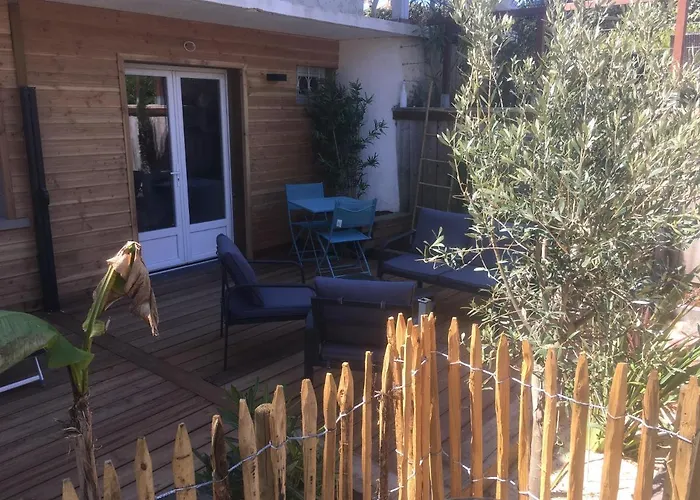 Deux Pieces Ou Studio Plage Sud A 200M