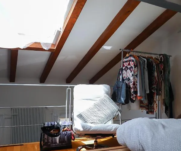 Modern Loft In The Heart Of Camaiore