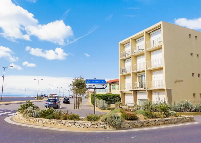 Apartment Les Romarins By Interhome