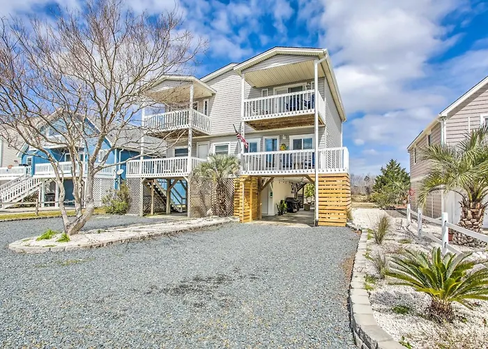 Coastal Oasis W/ Decks: Walk To Holden Beach!