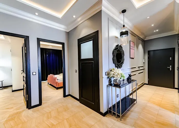 About Art Apartments