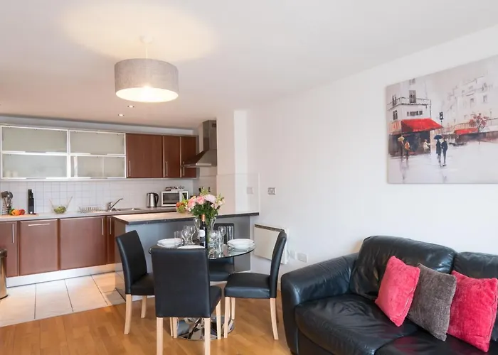 Base Serviced Apartments - Duke Street