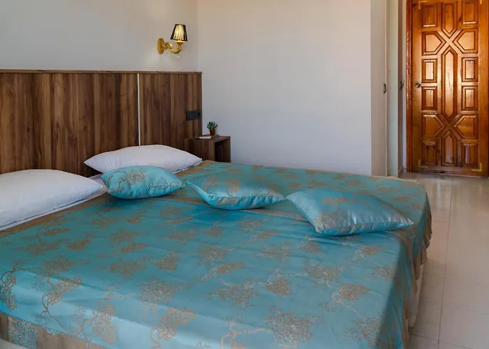 Elijah Hotel