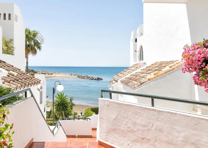 Front Sea View Apartment Estepona