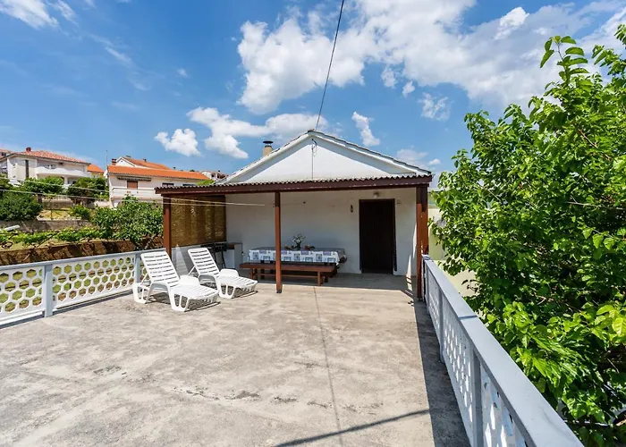 Apartment Mira Silo-Krk