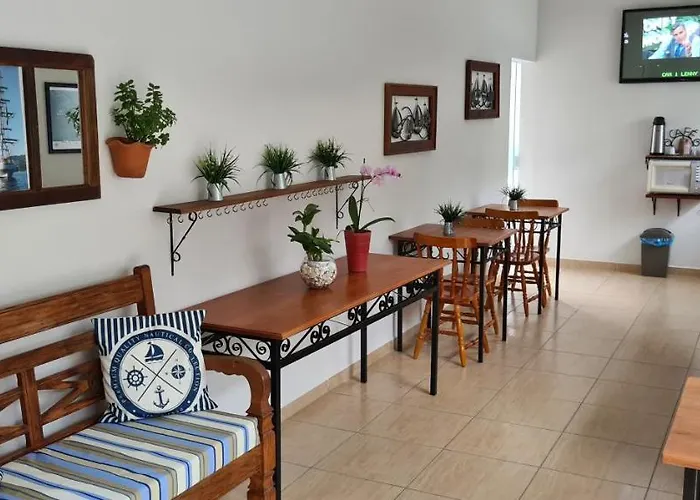 Hotel Veleiro