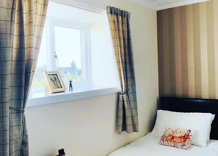 The Aberdeen Arms Hotel