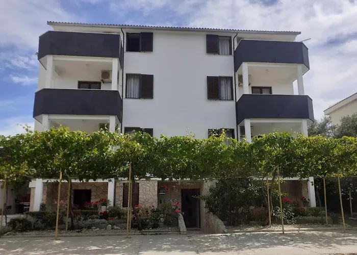 Apartments Parac