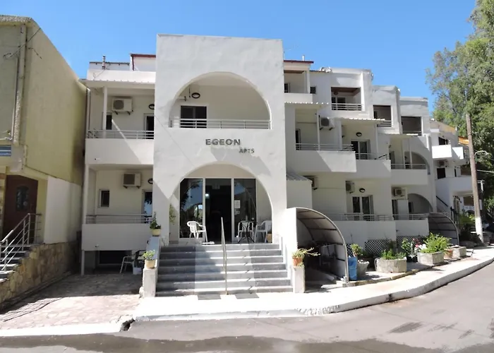 Egeon Rooms And Studios