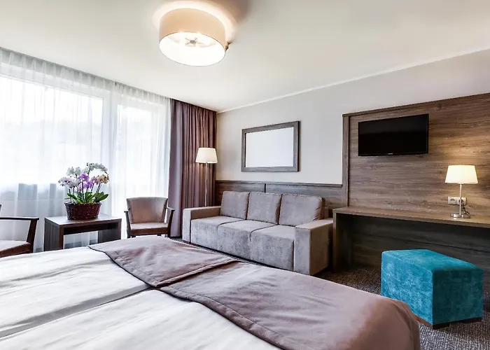 Hotel Konradowka Wellness & Spa - 300 Metrow Do Centrum