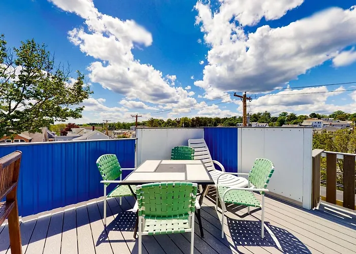 Sunrise Deck