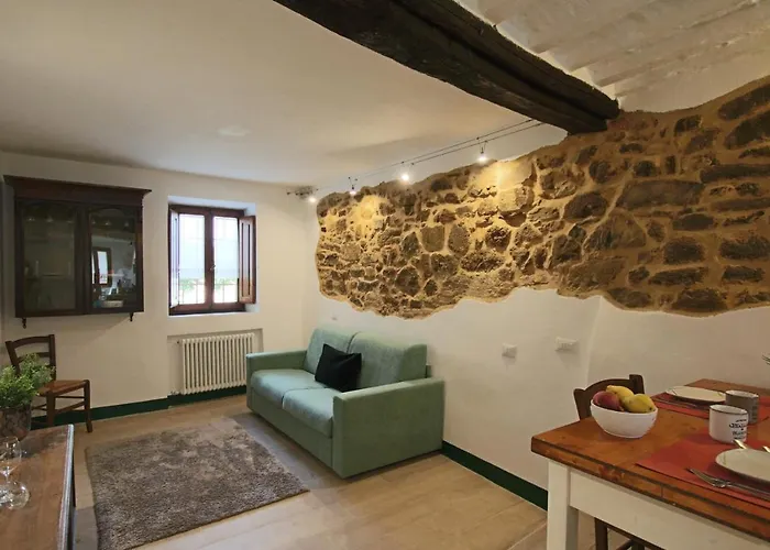 Casa Costa Delle Caserme