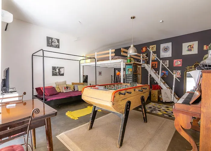 Loft "Domloc Carcassonne " Insolite Relax Vintage Spa Cour Privee Velos & Motos