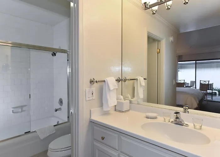 657 Cottages At Silverado Residence