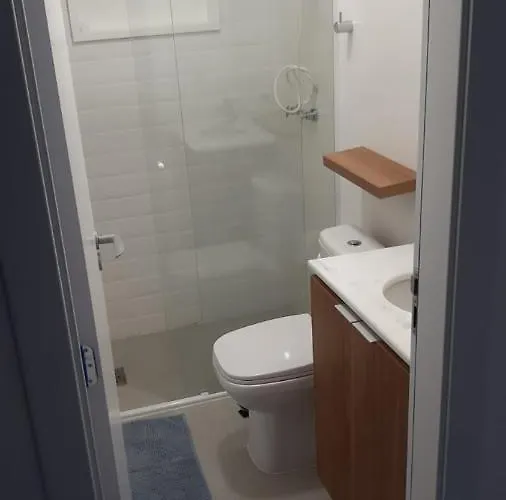 Studio contemporâneo em prédio novíssimo