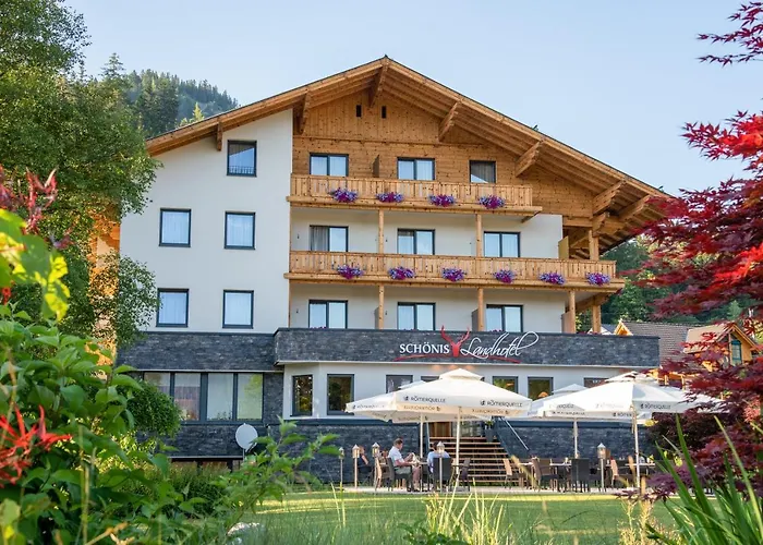 SCHÖNIS-Landhotel