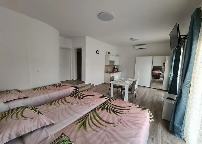 Apartments Elizabeta