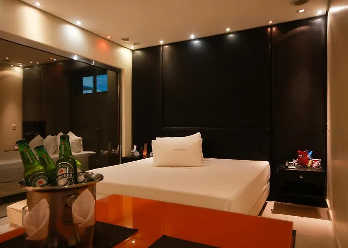 Lessence Motel