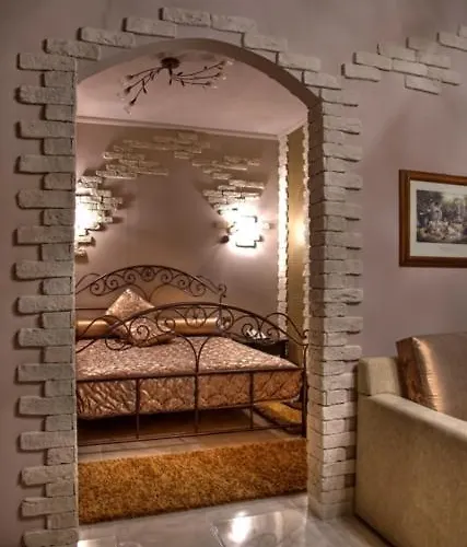 Dryades Hotel