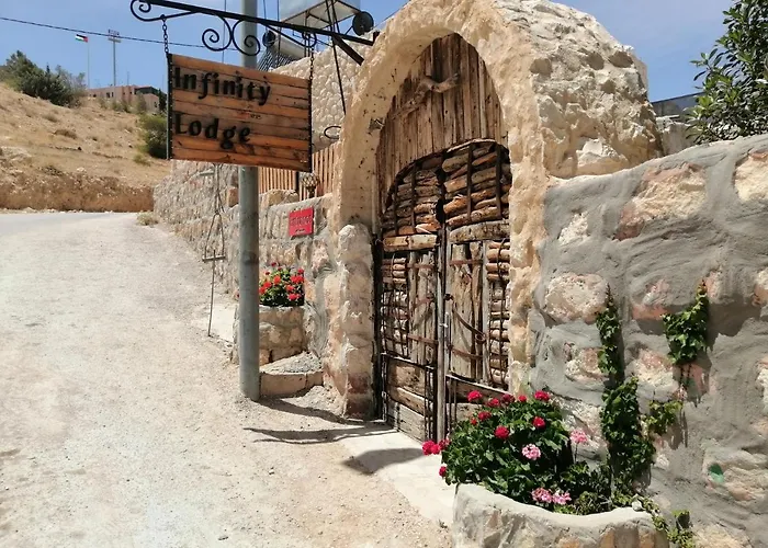 Infinity Lodge