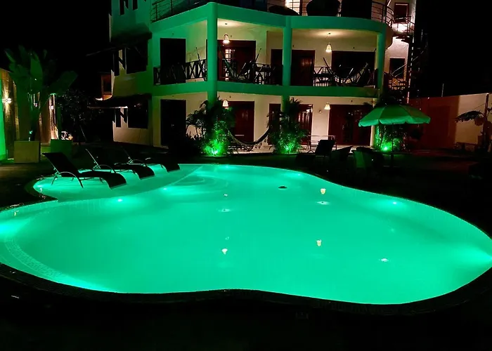 Hotel e Pousada Cumbuco Guesthouse