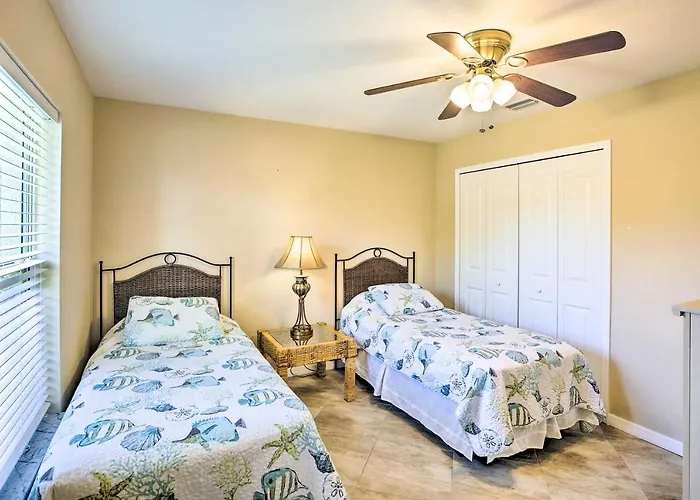 Dock & Canal Access: Cape Coral Family Home