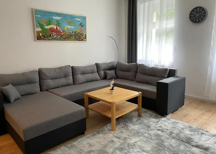 Apartments Badallee 4