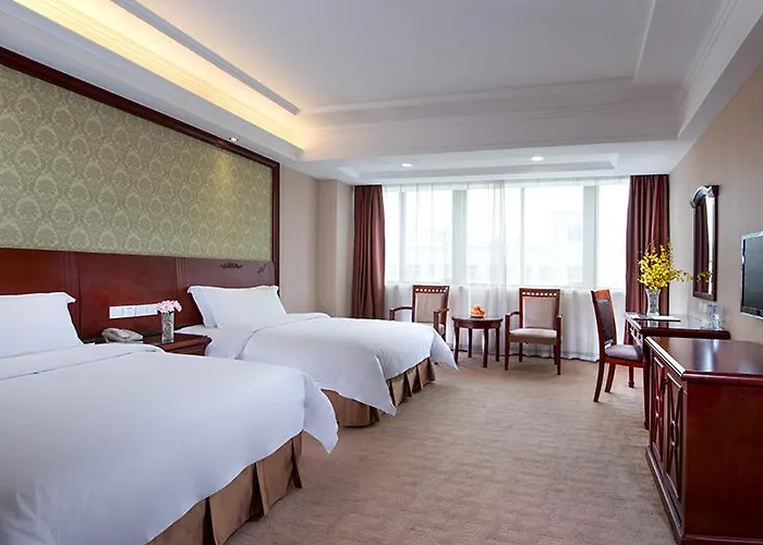 Vienna Hotel Longgang Longdong