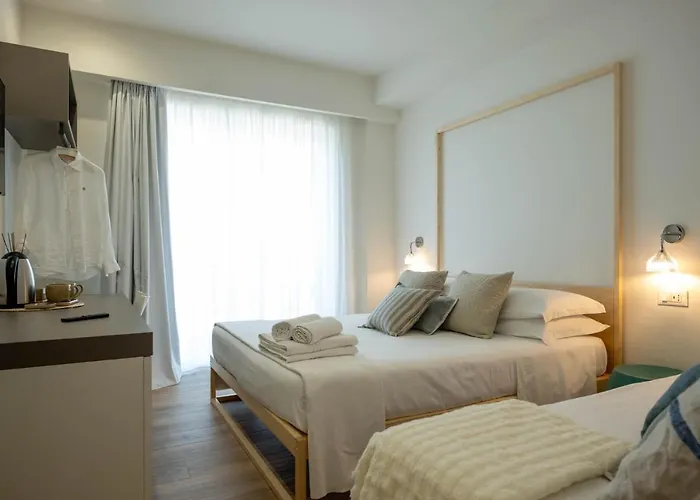 La Sirena Rooms