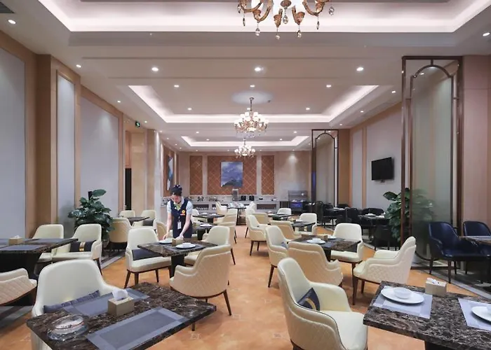 Vienna International Hotel Changsha West Bus Station