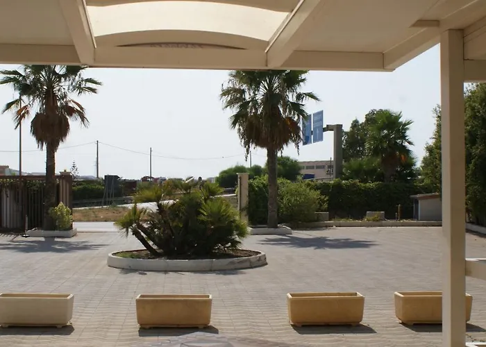 Mimi Hotel
