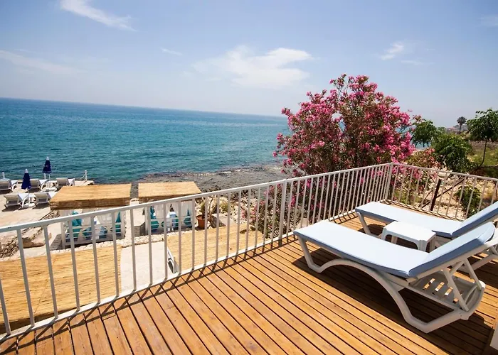 Mojo Otel Beach