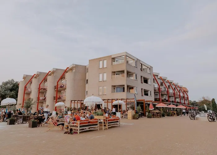 Stijlvol Appartement Op Strand Makkum
